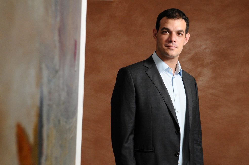 Ilan Cuperstein es el director regional para América Latina de C40, una red global de 96 ciudades que suma esfuerzos para reducir sus emisiones y adaptarse a la crisis ambiental que enfrenta el planeta.