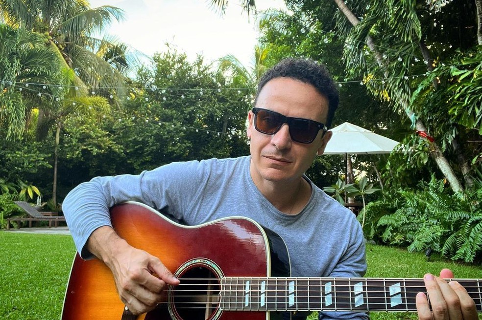 Fonseca habla de su más reciente lanzamiento '2005'.