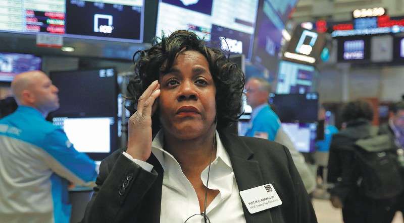 El estudio del Banco Mundial estima que el crecimiento del producto interno bruto global para 2023 se desacelerará a 0,5 %. / AP