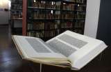 Biblioteca de Paraguay exhibe la única réplica de la Biblia de Gutenberg en Suramérica