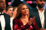 Beyoncé lució su embarazo en majestuosa presentación de los Grammys
