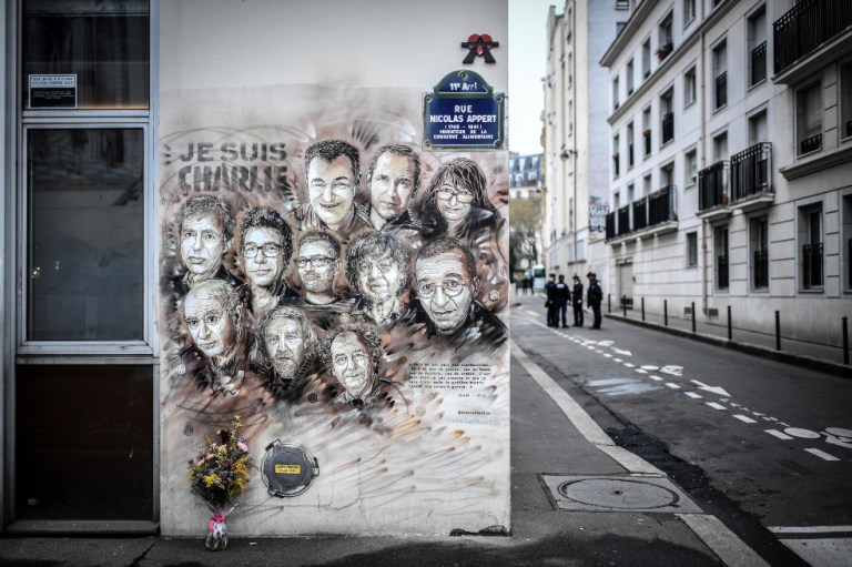 ¿Quién está detrás del ataque cerca a la antigua sede de la revista Charlie Hebdo en París?