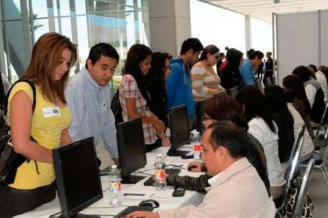 700 vacantes laborales para población vulnerable