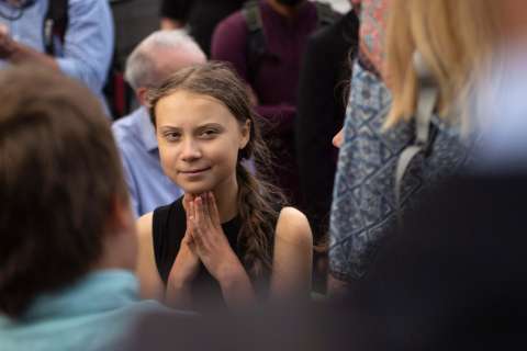Fatboy Slim rinde homenaje a Greta Thunberg con remix de "Right Here, Right Now"