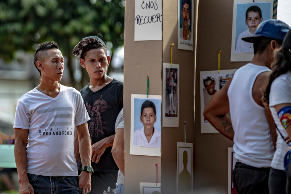  Más de 600 personas se reunieron el domingo 18 de agosto para conmemorar a todas las víctimas de la guerra en el Catatumbo. / Fotos: Tómas Méndez @elegantelab.