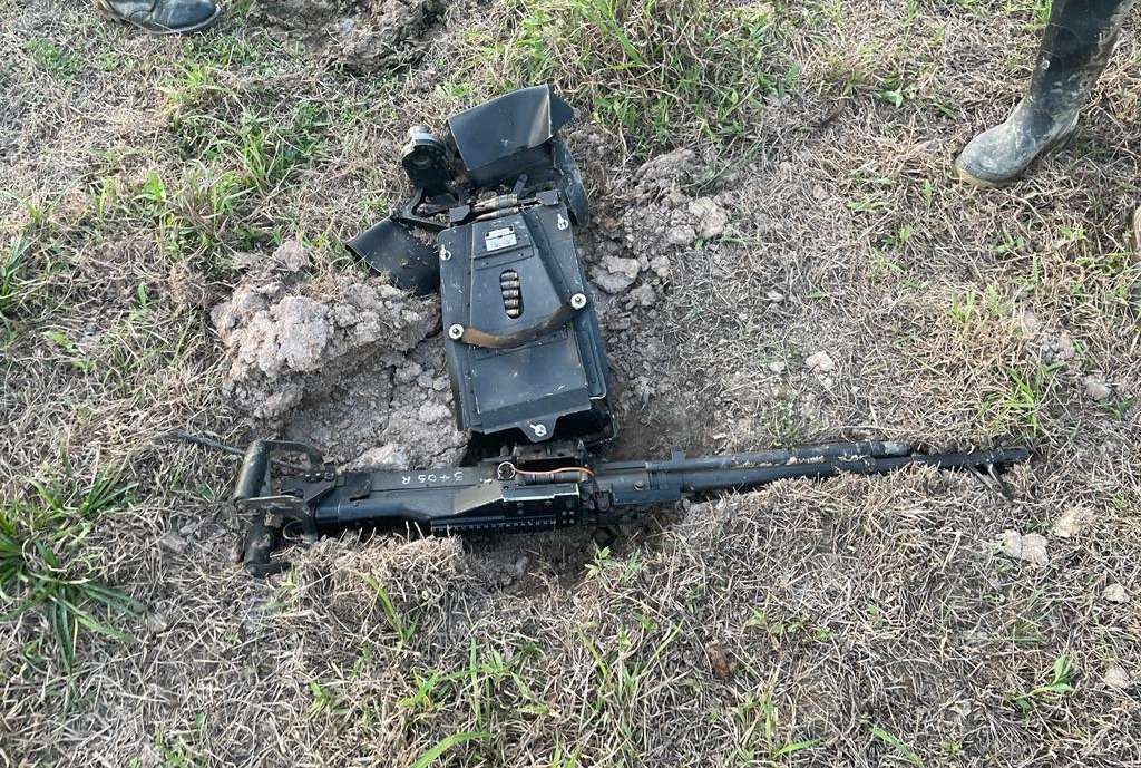 El Ejército indicó que recuperó la ametralladora M-60, que cayó de un helicóptero.
