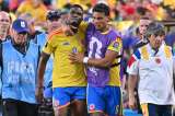 ¿Qué le pasó a Jhon Córdoba? El delantero salió lesionado en el Colombia vs. Ghana
