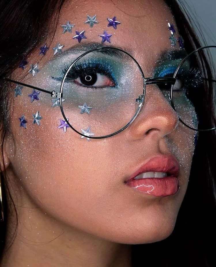 Maquillaje para festivales.