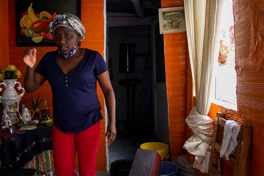 Yolanda Cuestas: la mujer que construyó su casa en un andén de Bogotá