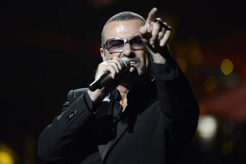George Michael, el turbulento ícono del pop de los 100 millones de discos
