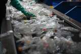 Murió operario de reciclaje en Copacabana tras caer en una máquina compactadora
