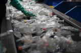 Murió operario de reciclaje en Copacabana tras caer en una máquina compactadora