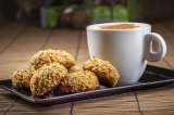 Así puedes preparar galletas de avena en tu microondas