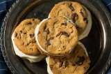 Sándwich de helado con galleta de chocolate casera: receta fácil
