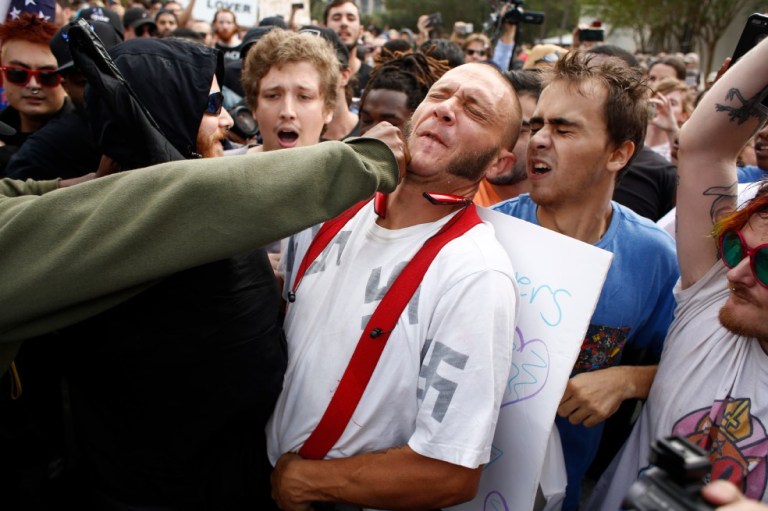 ¿Se puede rehabilitar a los racistas estadounidenses?