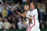 Santos Borré y Frankfurt van por la Europa League, tras eliminar a Barcelona
