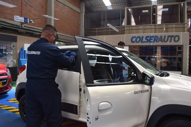 Nuevos precios en trámites del SOAT, licencias y más: suben las tarifas del RUNT