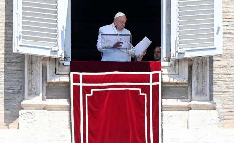 El papa Francisco instó al diálogo para la paz de Oriente Medio y Ucrania