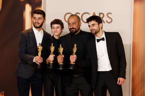Hollywood se disculpó por omitir al director de “No Other Land” en su carta