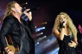 Shakira regresa a los escenarios