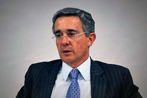 Uribe admitió que sí respalda el paro cafetero