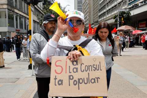 ¿El decreto de Petro sobre consulta popular es ilegal? Esto dice la Constitución