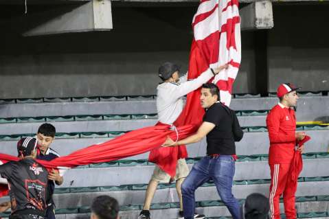 Dura sanción para Independiente Santa Fe tras los hechos de violencia en El Campín