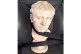 Un busto romano de aproximadamente 2,000 años fue vendido por $35 dólares