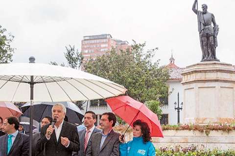 Alto turmequé: de estatuas, papeleos y ministros