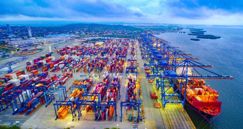 Del análisis de la edición 2020 de Lloyd's List One Hundred Ports se destaca que Cartagena tuvo en el 2019 un rendimiento de 2.995.031 TEU, un aumento del 8,9 % frente a 2018.