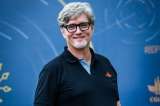 Brian King: productor de un proyecto transoceánico