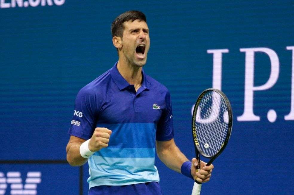 Novak Djokovic va por la marca de Rod Laver, el único tenista que ha ganado los 'cuatro grandes' en una sola temporada.