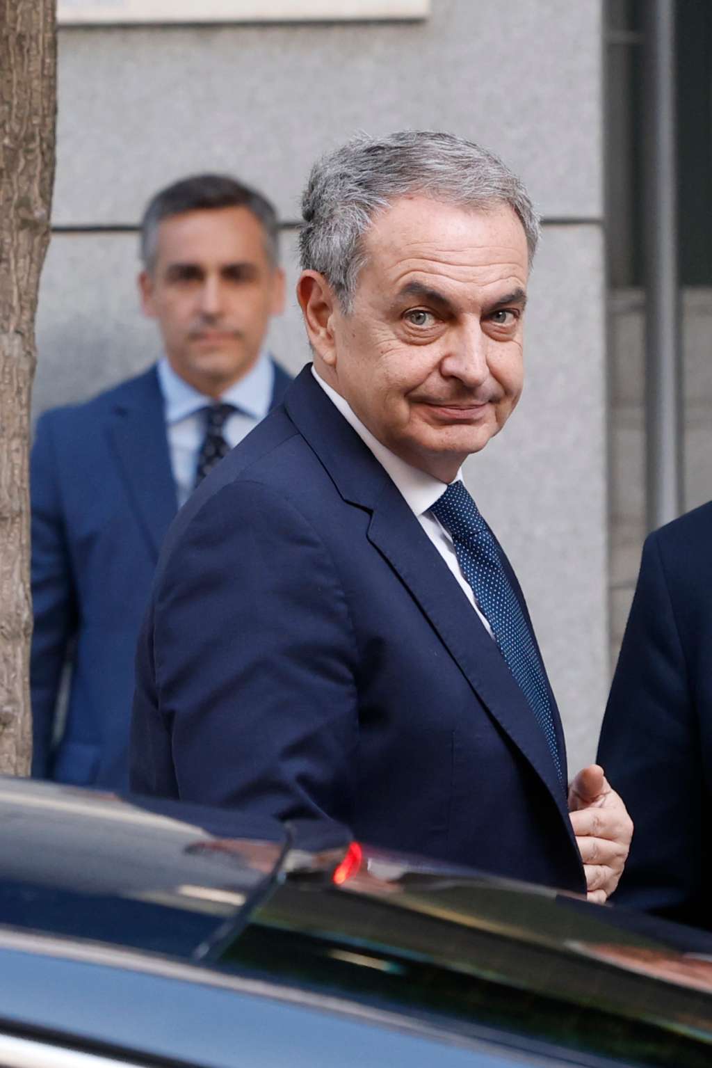 MADRID, 17/06/2026.- El expresidente del Gobierno, José Luis Rodríguez Zapatero, llega a la Audiencia Nacional para declarar como investigado por organización criminal, tráfico de influencias y falsedad en la causa sobre el préstamo a la compañía aérea Plus Ultra. EFE/ J.J.Guillen