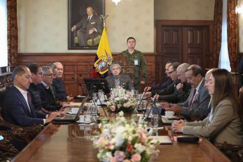 Ecuador cambia toda su cúpula policial tras asesinato de los seis presos colombianos