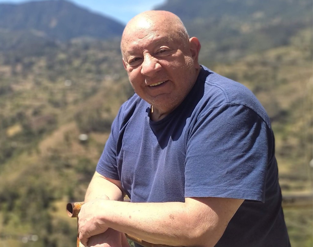 Con más de 50 años de trayectoria en teatro, cine y televisión, el recordado 'Puchis’ de “Dejémonos de Vainas”, sigue vigente con su propósito de vida: el arte escénico. Reflexionó sobre su trayectoria, el paso del tiempo y el papel del arte en momentos de incertidumbre.