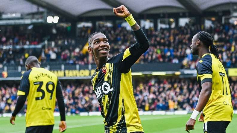 Yaser Asprilla, jugador destacado del Watford de Inglaterra. ¿Será llamado por Néstor Lorenzo?