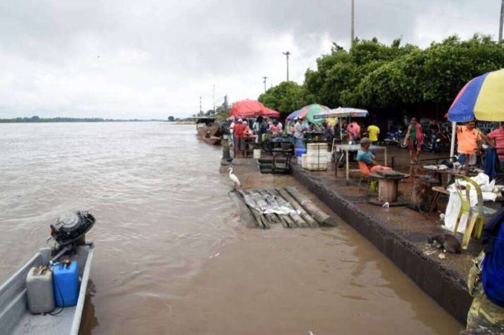 Otros municipios del departamento, como Suaita, Oiba, El Socorro, San Gil, Confines y Puerto Parra han registrado también fuertes lluvias que han causado afectaciones.