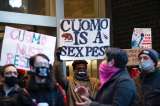 Lo que debe saber sobre las denuncias de acoso sexual contra el gobernador de Nueva York