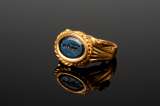 Descubren en Francia un anillo de oro de 1.800 años con la imagen de la diosa Venus