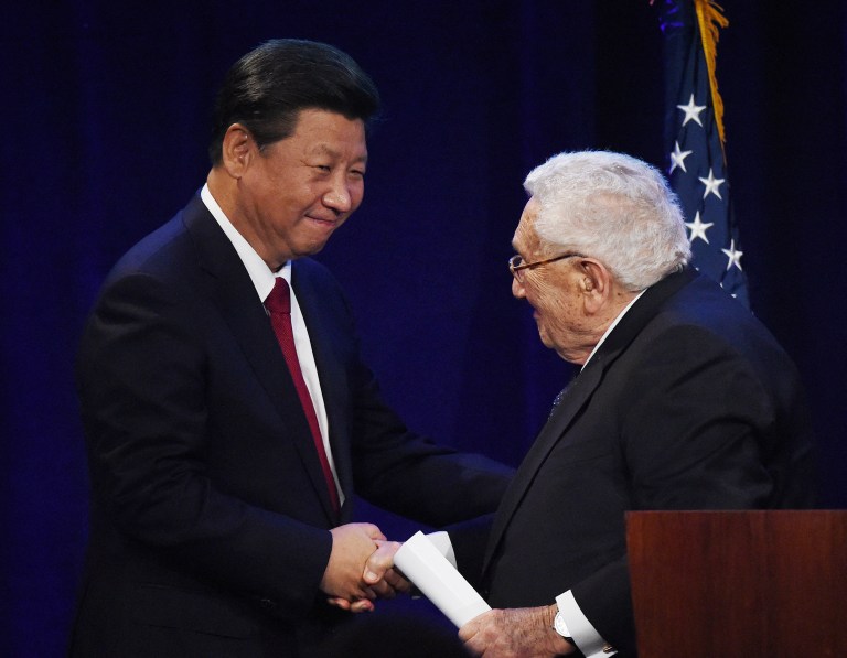 Henry Kissinger y personalidades del mundo