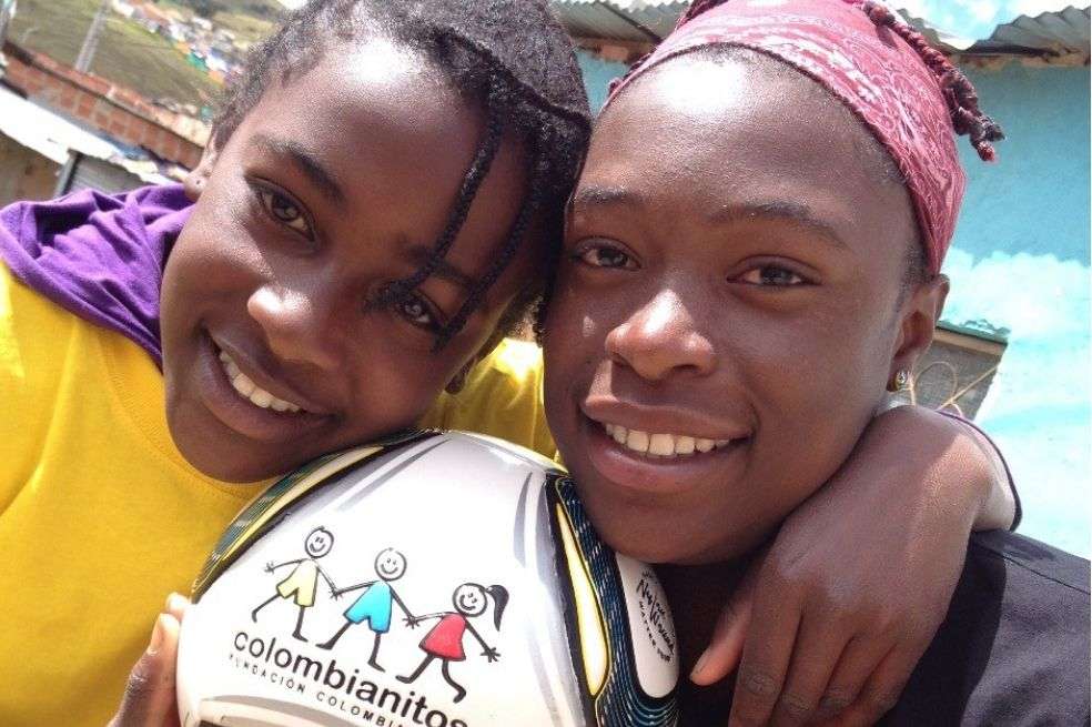 La iniciativa del proyecto ‘Jugamos en la misma cancha’ promueve la equidad de género y la superación de estereotipos y roles.