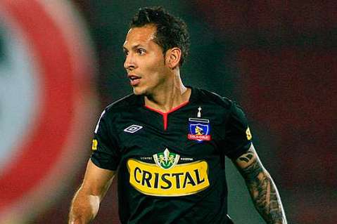 El ‘Carachito’  Domínguez ve difícil su continuidad en el Colo Colo