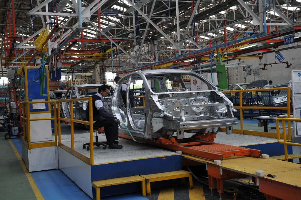 Aspectos generales de la planta de ensamblado y fabricación de general motors Colmotores, ubicada al sur de Bogotá.