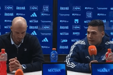 Falcao García estalló en rueda de prensa: “Que se jodan los del VAR, nos robaron”
