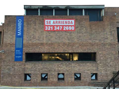 No, el Museo de Arte Moderno de Bogotá no está en arriendo