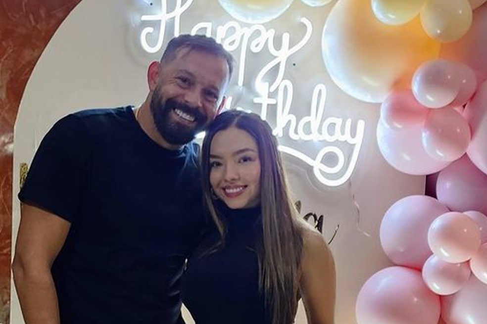 El futbolista, exesposo de Melissa Martínez, hizo pública la noticia de su matrimonio a través de redes sociales.