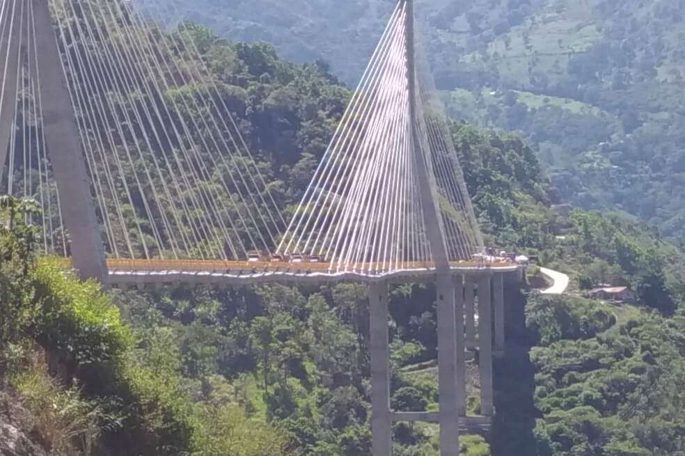 El puente Hisgaura comunica la vía Curos-Málaga en Santander. / Paula Delgado - El Espectador