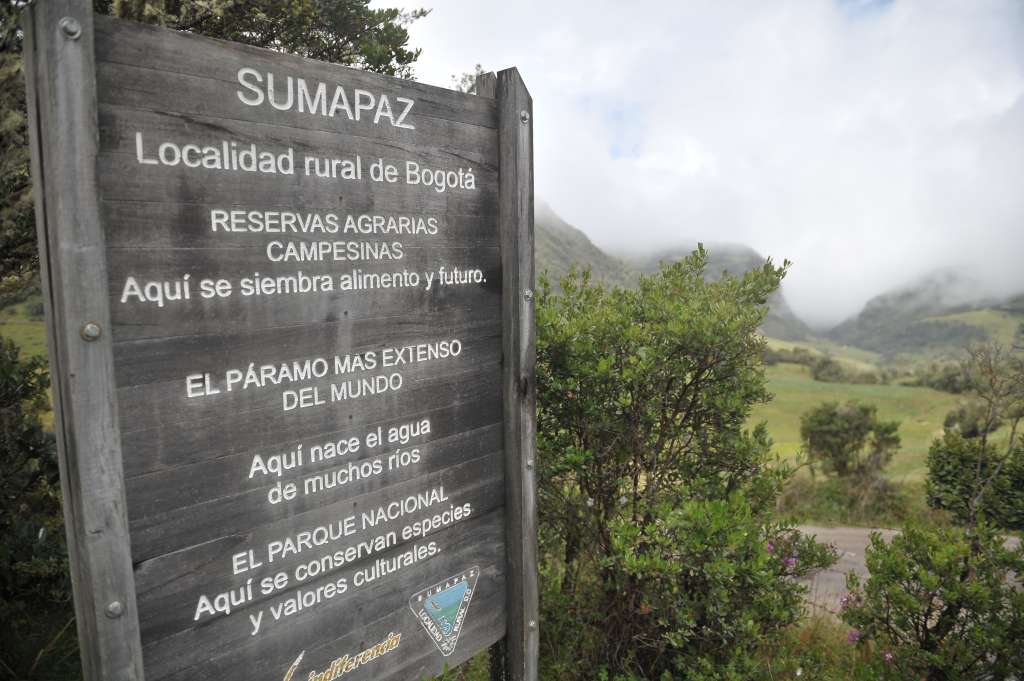 Localidad rural de Bogotá, declarada reserva campesina, diferentes aspectos: Cultivos, habitantes, vistas panorámicas.