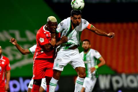 Con un gol agónico de Duque, Nacional venció 2-1 al América