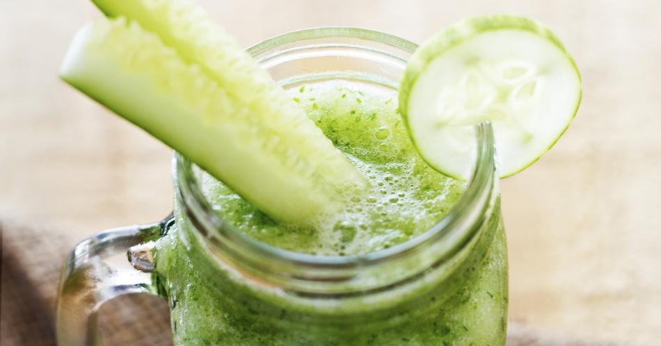 Batido de pepino para combatir el acné
